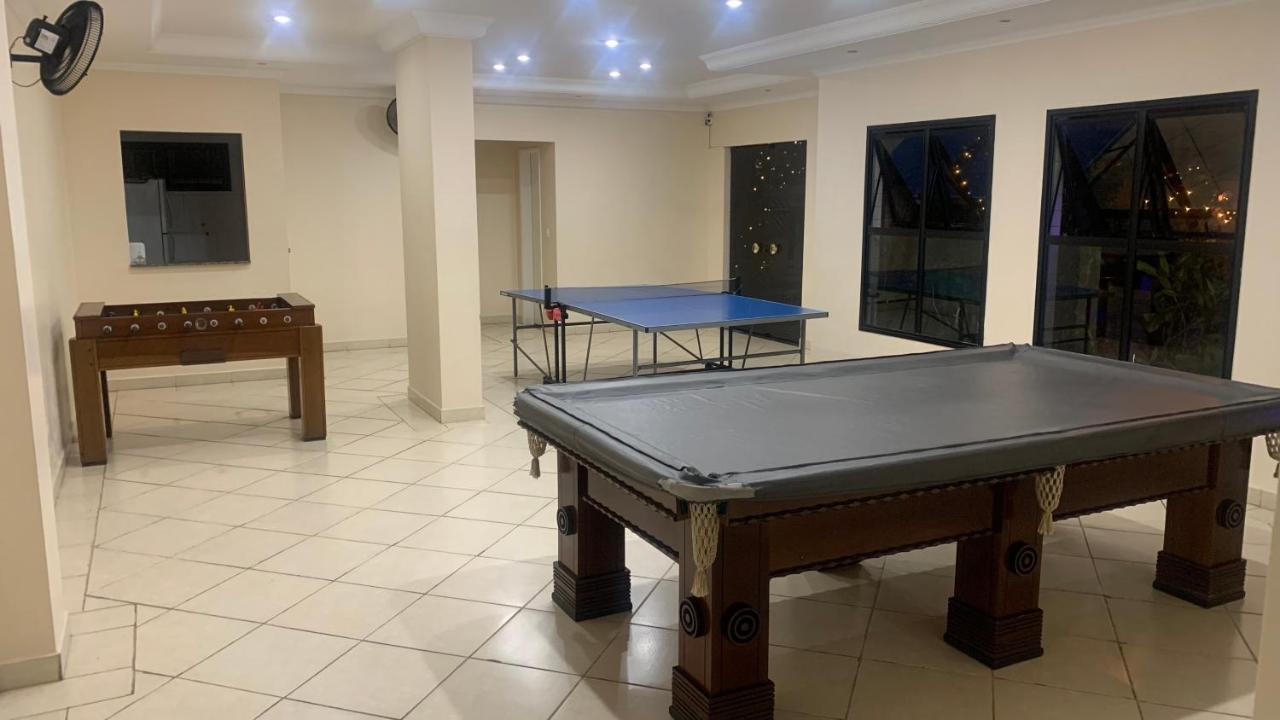 Apartment Grande Gorja Premium - 200m Da Praia, Garagem, Wi-fi, Ar Condicionado, Office E Varanda