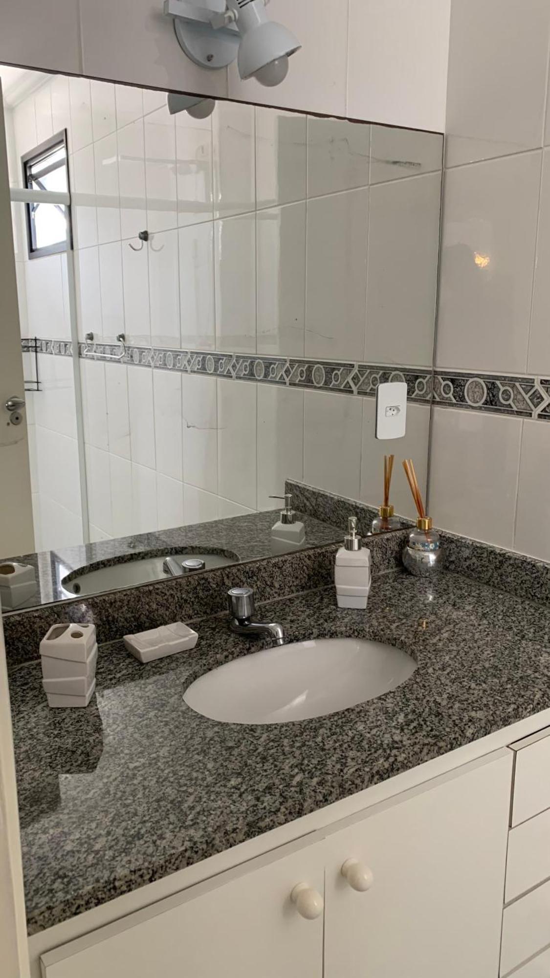 Apartment Grande Gorja Premium - 200m Da Praia, Garagem, Wi-fi, Ar Condicionado, Office E Varanda *